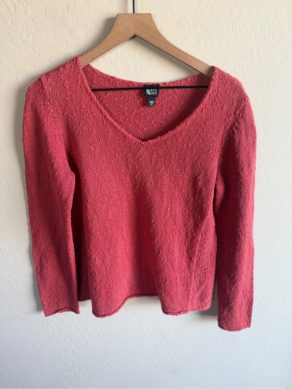 Eileen Fisher Coral V Neck Knit Top Sweater Size M Office Travel Staple